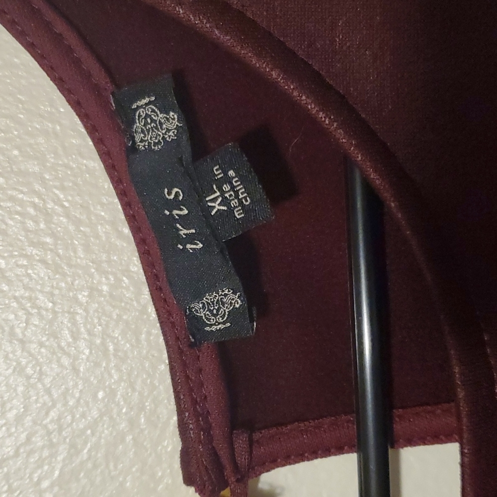 Iris Basic Body Bodycon dress - Picture 3 of 7